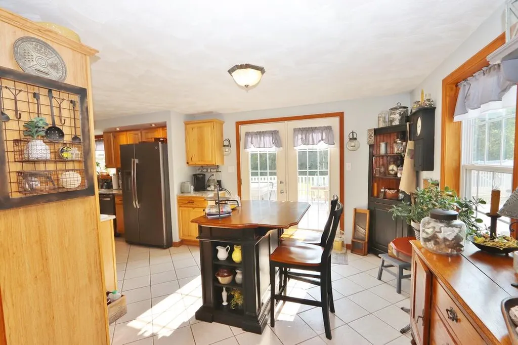 2025 Glenwood Avenue Hermon ME 04401