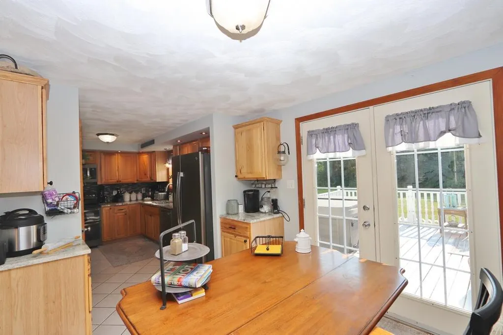 2025 Glenwood Avenue Hermon ME 04401