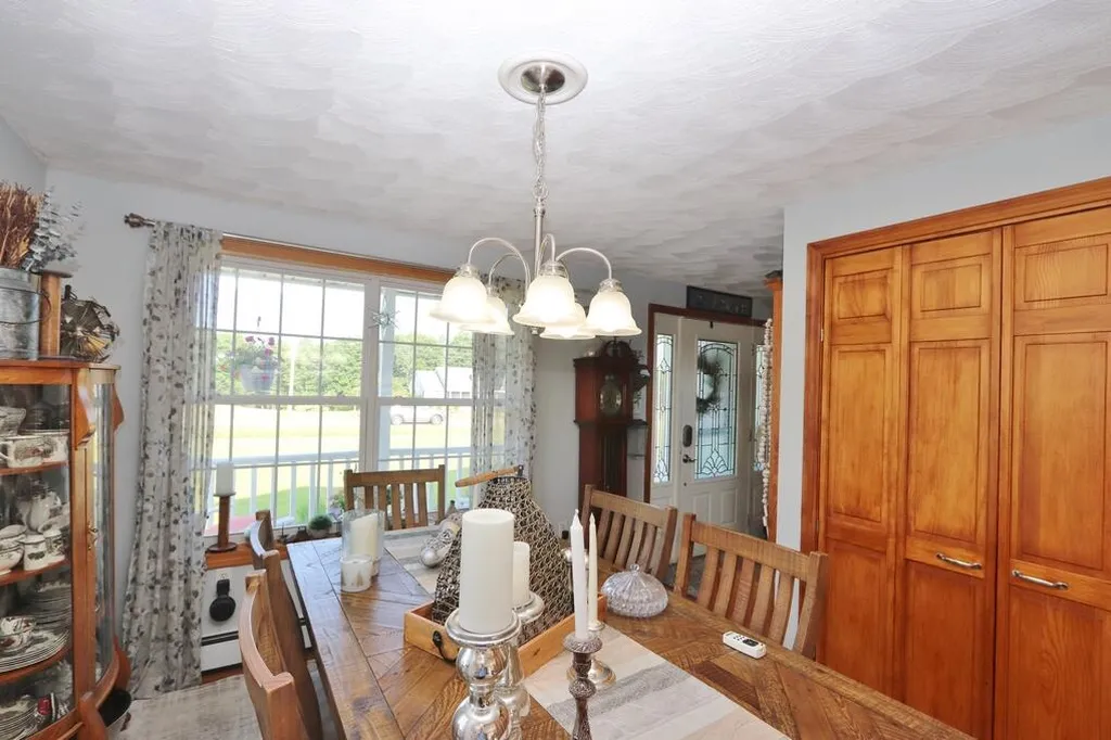2025 Glenwood Avenue Hermon ME 04401