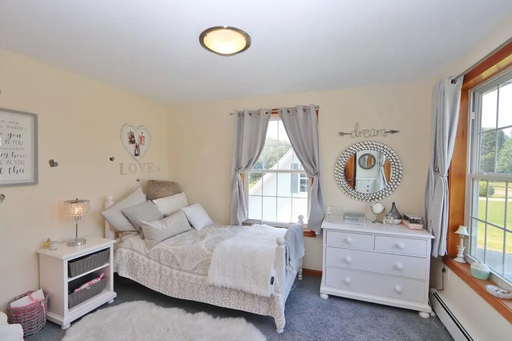 2025 Glenwood Avenue Hermon ME 04401