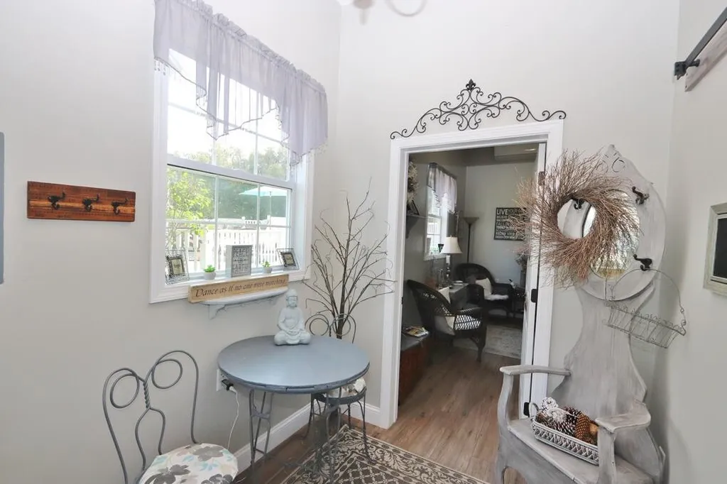2025 Glenwood Avenue Hermon ME 04401