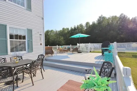 2025 Glenwood Avenue Hermon ME 04401