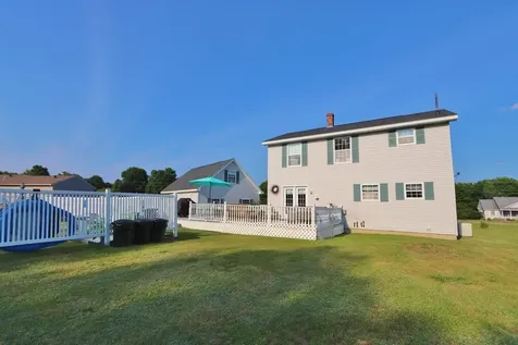 2025 Glenwood Avenue Hermon ME 04401
