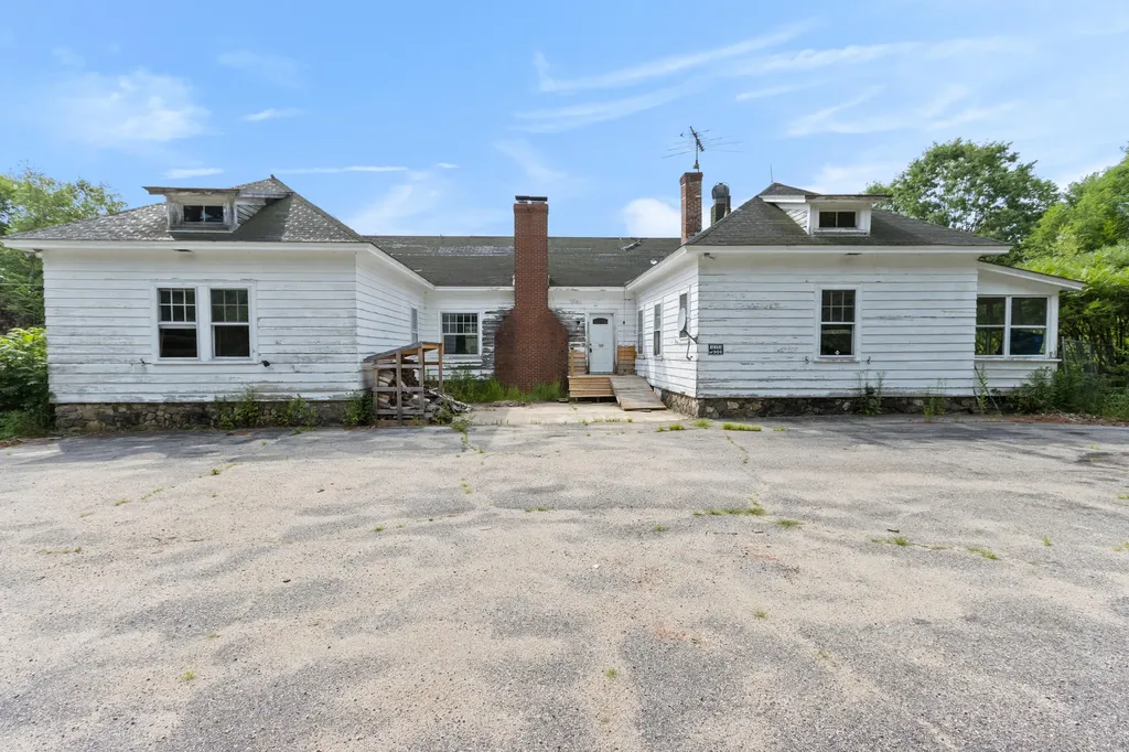 38 Sampson Lane Parsonsfield ME 04047
