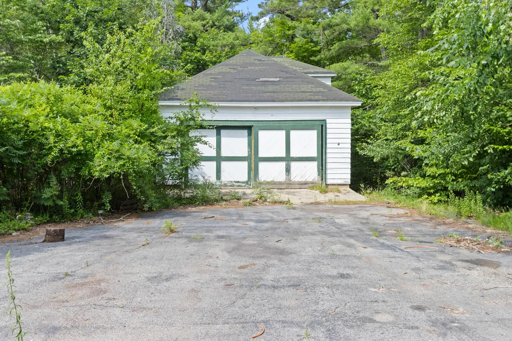 38 Sampson Lane Parsonsfield ME 04047