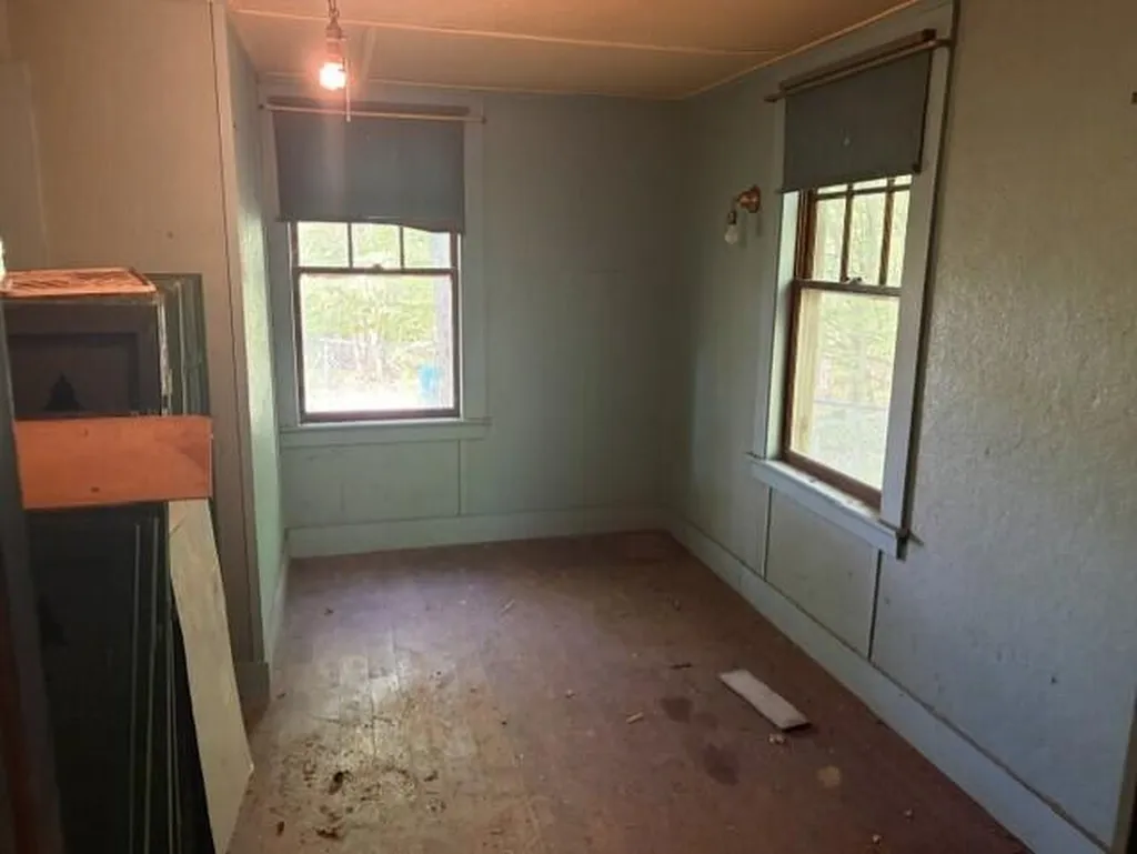 38 Sampson Lane Parsonsfield ME 04047