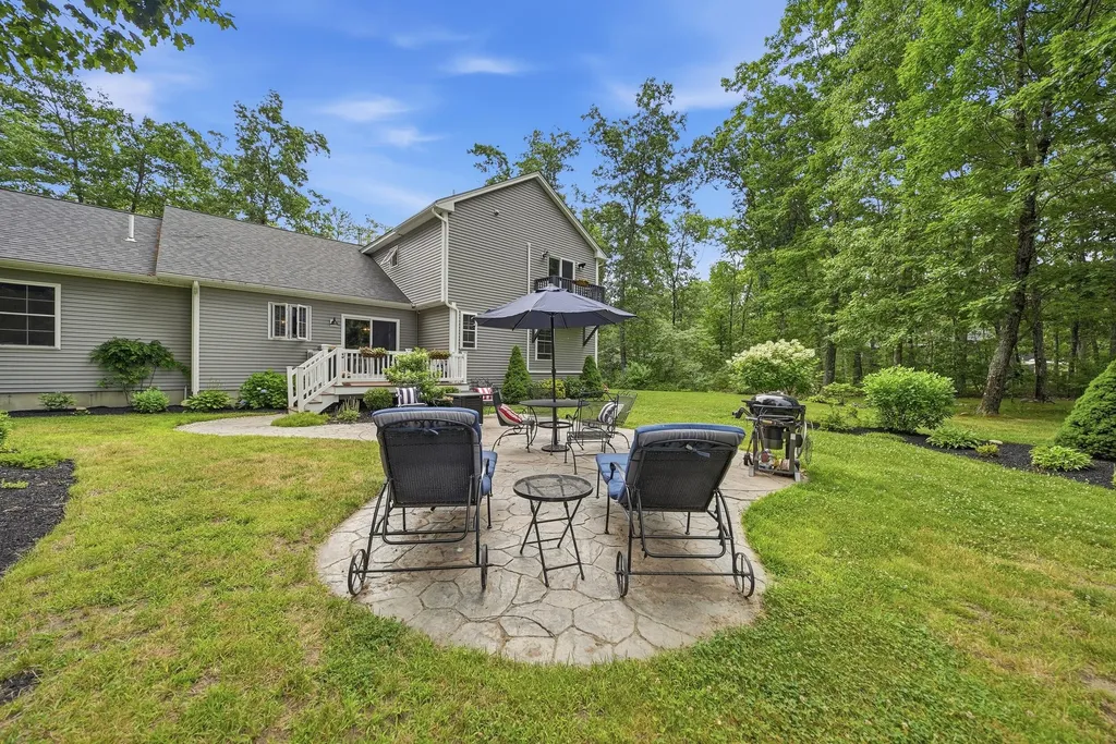 39 Crediford Road Wells ME 04090