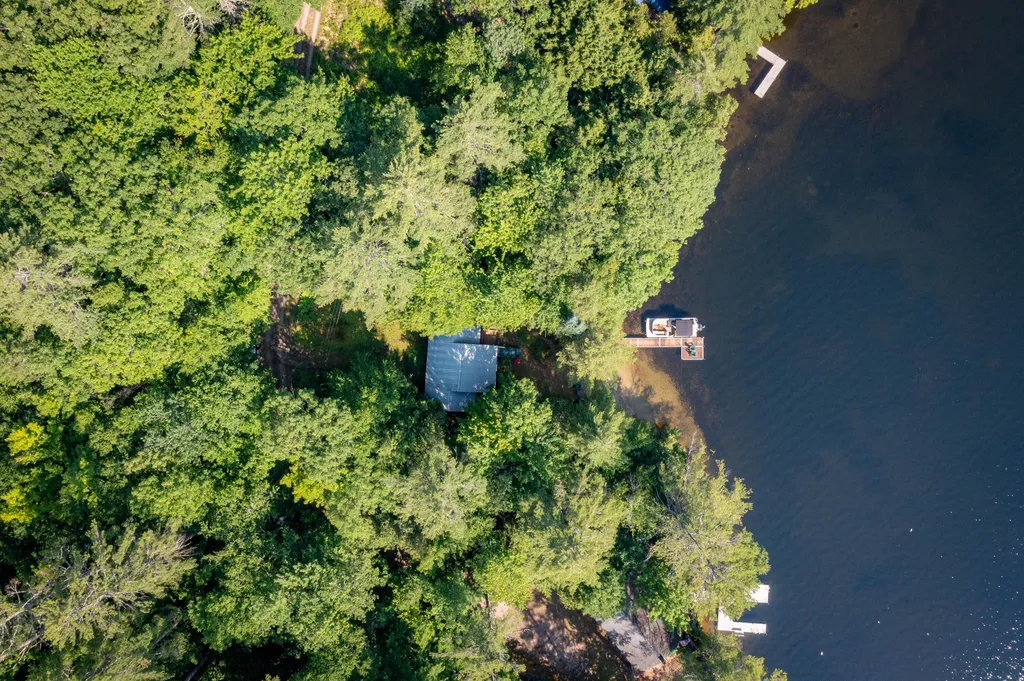 82 Shore Lane Norway ME 04268