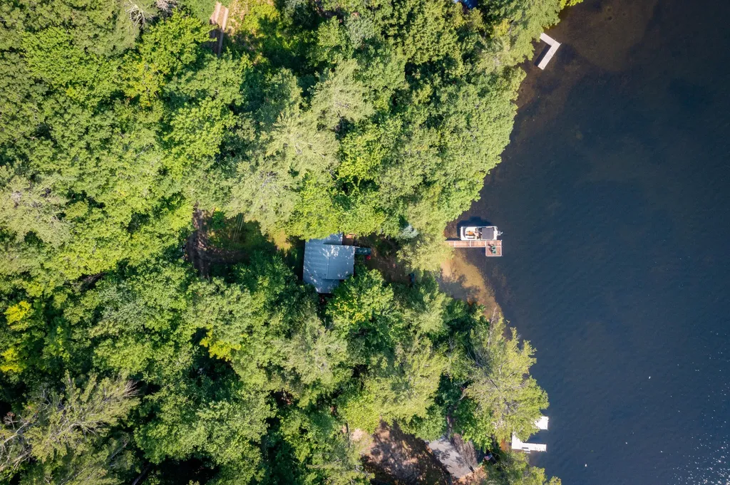 82 Shore Lane Norway ME 04268