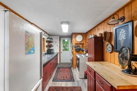 82 Shore Lane Norway ME 04268