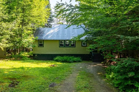 82 Shore Lane Norway ME 04268