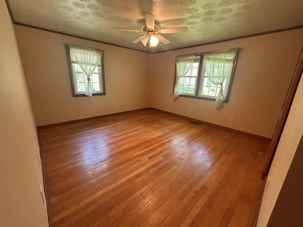 354 Brown Road Pownal ME 04069