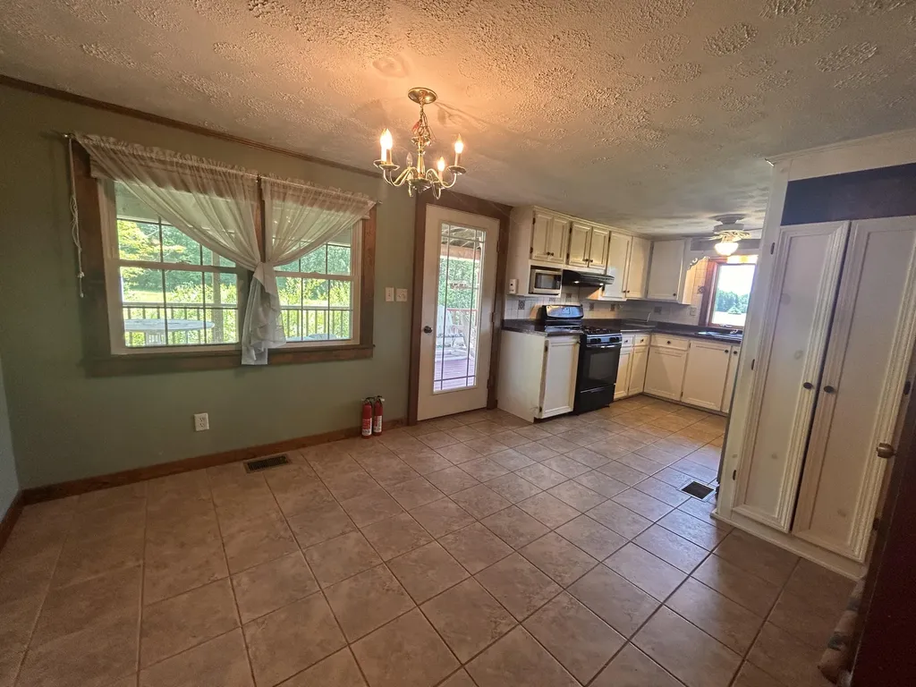 354 Brown Road Pownal ME 04069