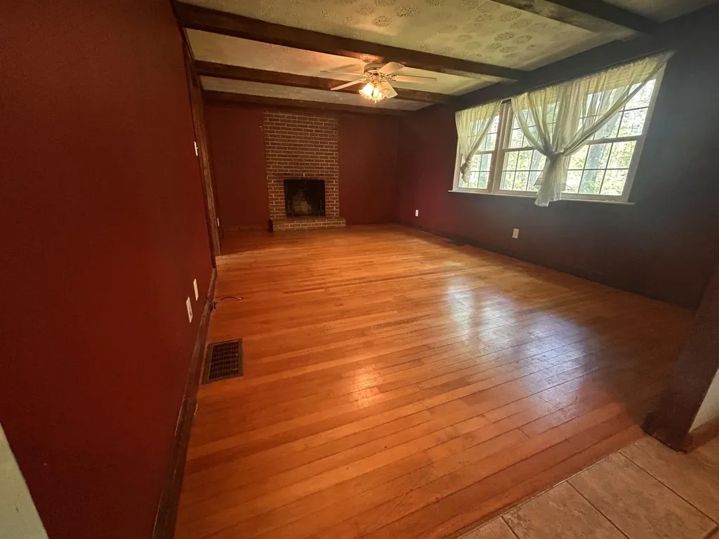 354 Brown Road Pownal ME 04069