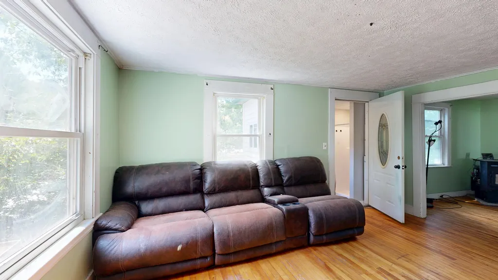 403 Summer Street Auburn ME 04210