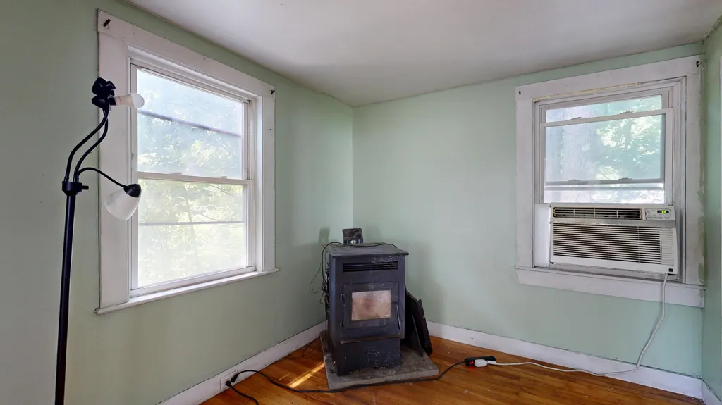 403 Summer Street Auburn ME 04210