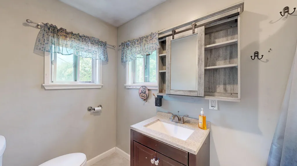 403 Summer Street Auburn ME 04210
