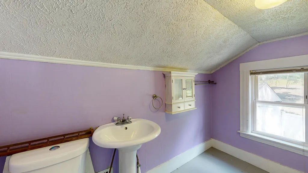 403 Summer Street Auburn ME 04210
