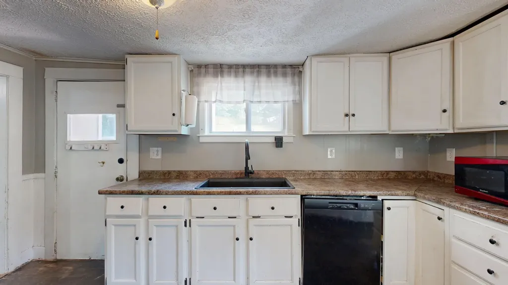 403 Summer Street Auburn ME 04210