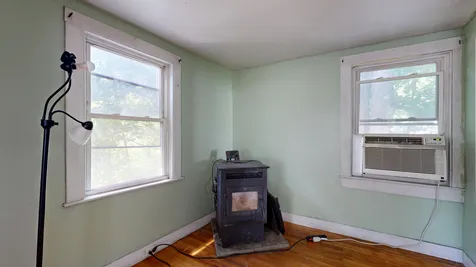 403 Summer Street Auburn ME 04210