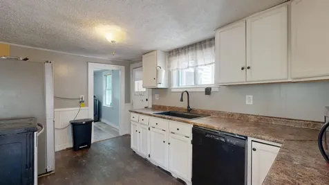 403 Summer Street Auburn ME 04210
