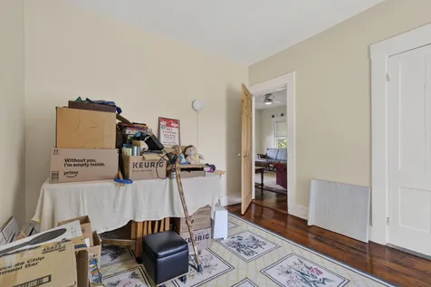 1373 U.s. 2 Rumford ME 04276