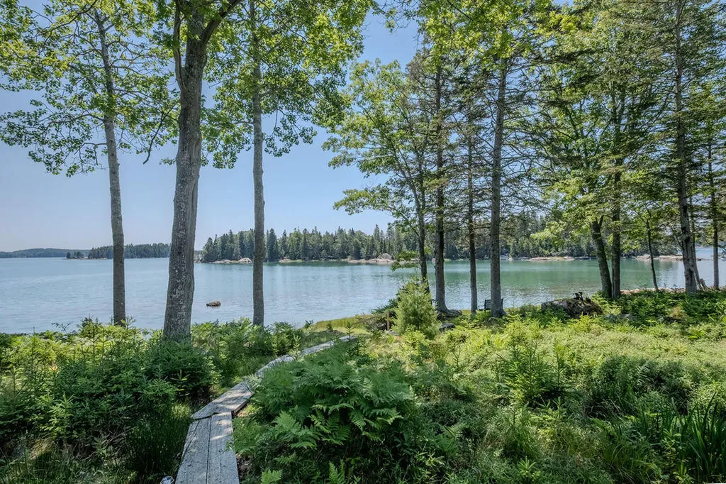 687 Sunshine Road Deer Isle ME 04627
