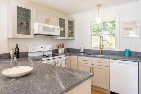 687 Sunshine Road Deer Isle ME 04627