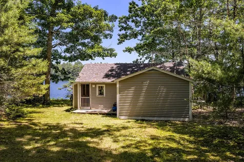 35 5th Avenue Lincolnville ME 04849