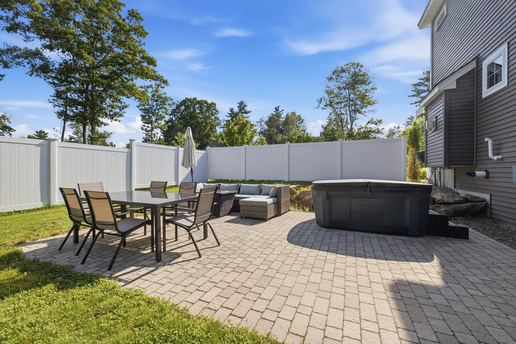 110 Berkshire Way Westbrook ME 04092