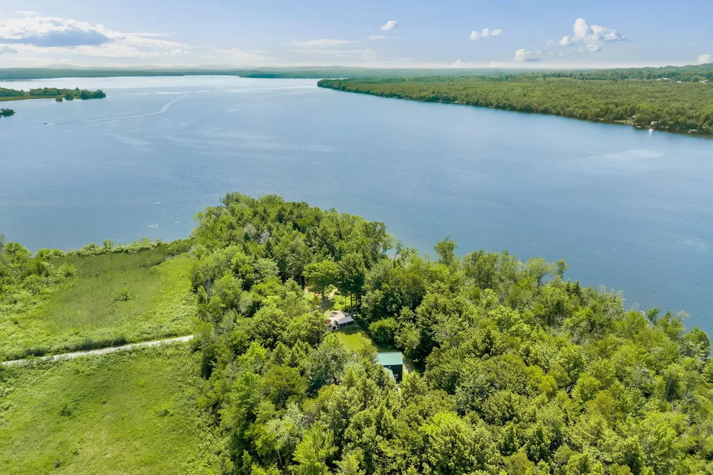 37 Loon Drive Newport ME 04953
