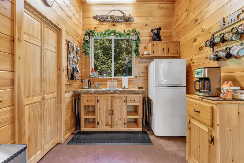 37 Loon Drive Newport ME 04953