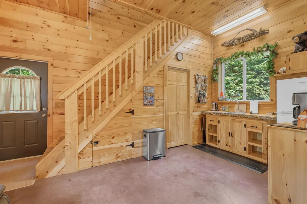 37 Loon Drive Newport ME 04953