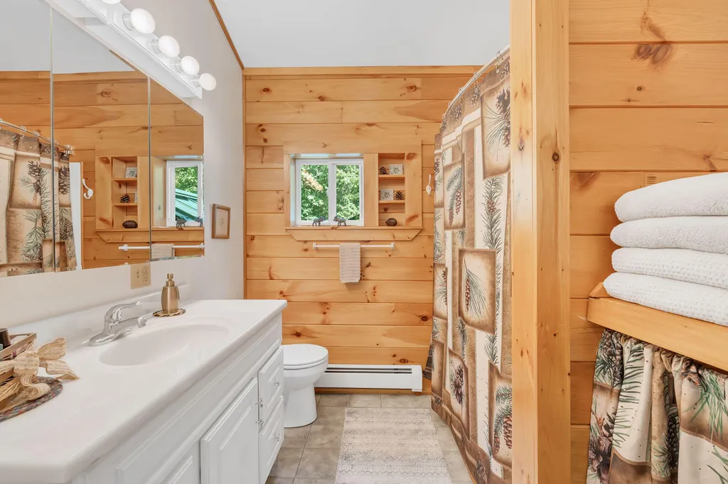37 Loon Drive Newport ME 04953
