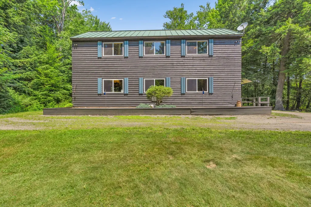 37 Loon Drive Newport ME 04953