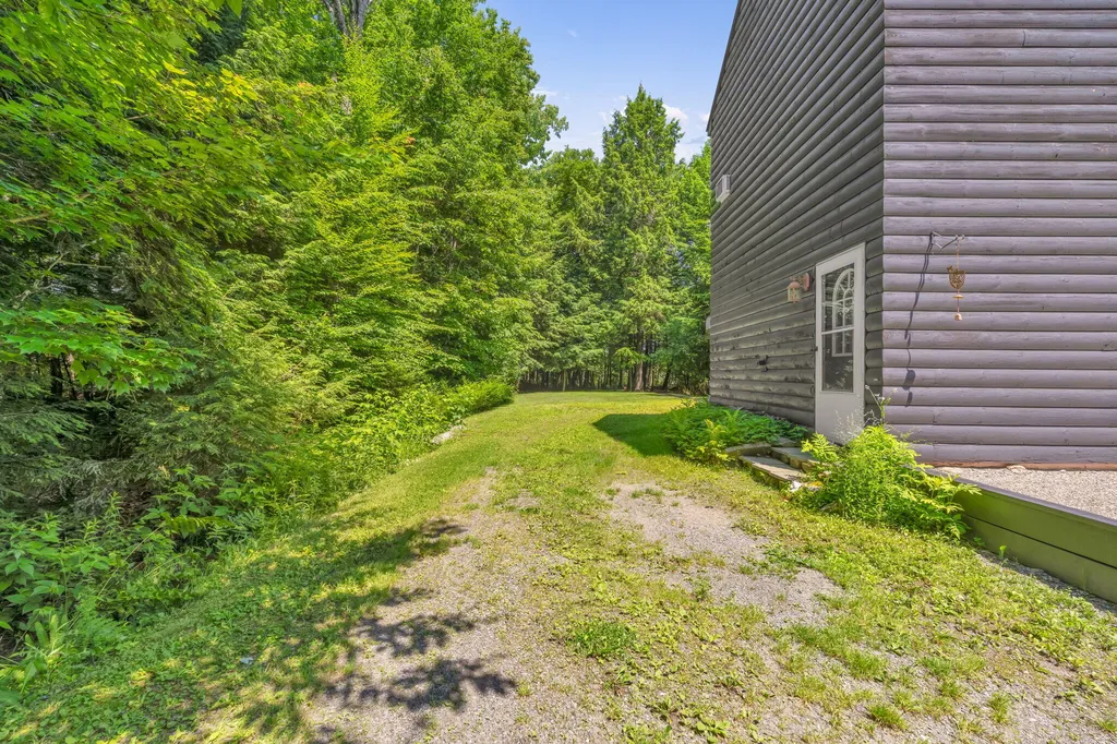 37 Loon Drive Newport ME 04953