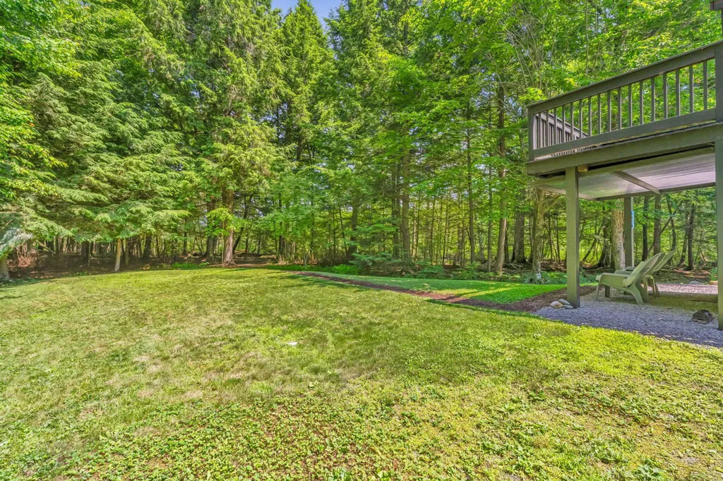 37 Loon Drive Newport ME 04953