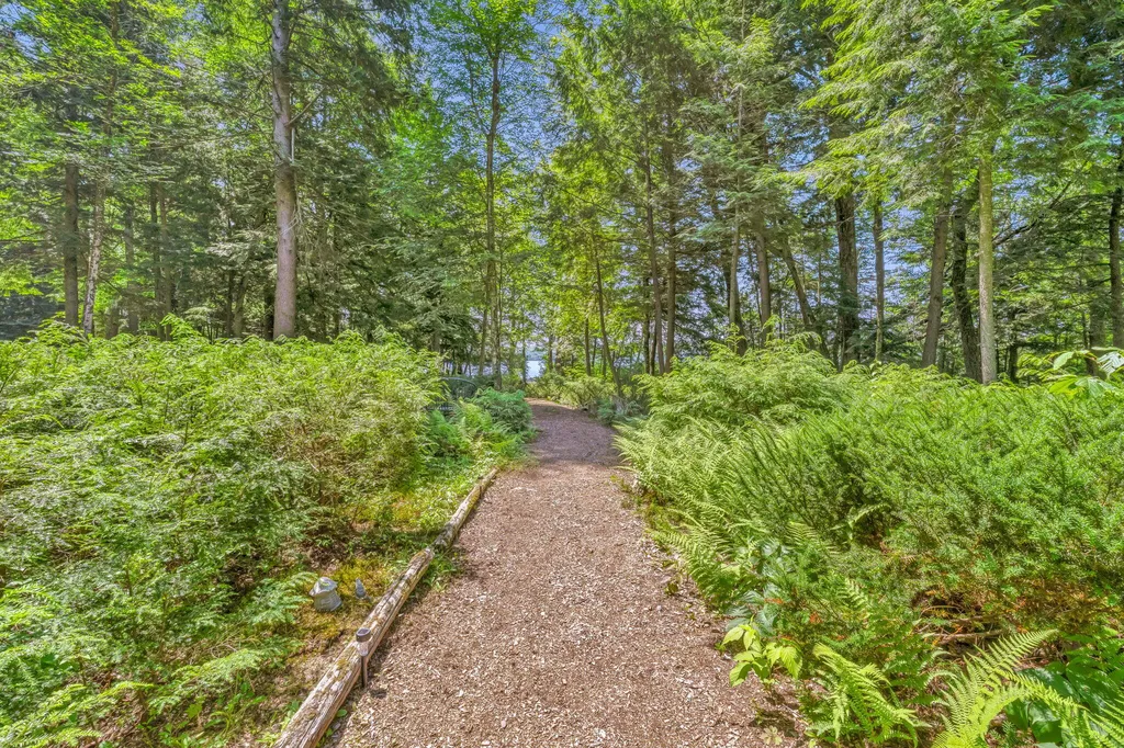 37 Loon Drive Newport ME 04953
