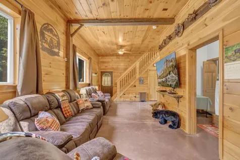 37 Loon Drive Newport ME 04953