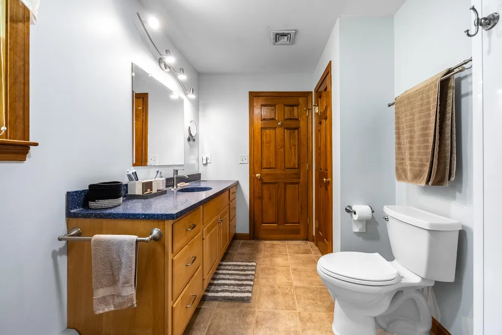 15 Stetson Drive Hampden ME 04444