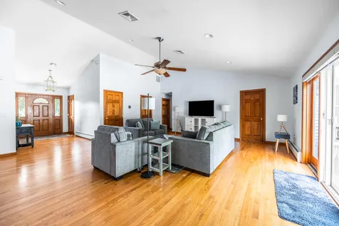 15 Stetson Drive Hampden ME 04444
