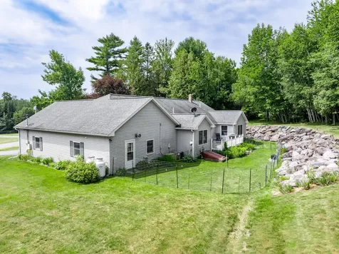 15 Stetson Drive Hampden ME 04444