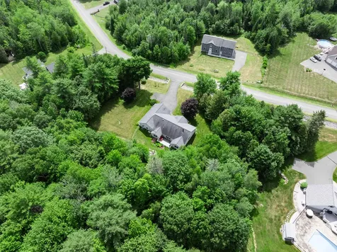 15 Stetson Drive Hampden ME 04444