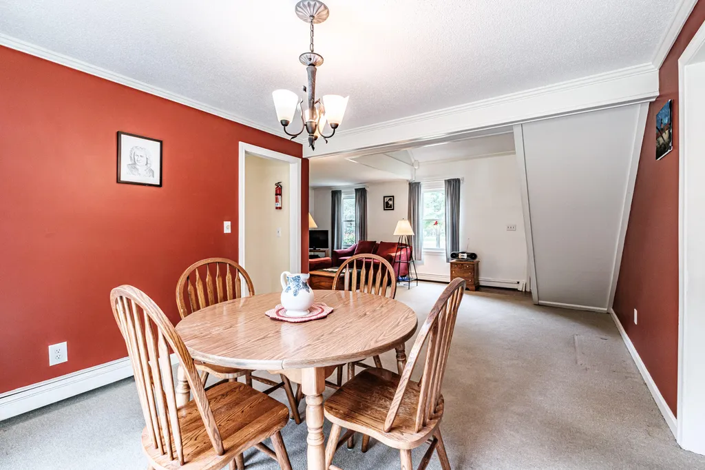 13 Hawthorn Circle Scarborough ME 04074