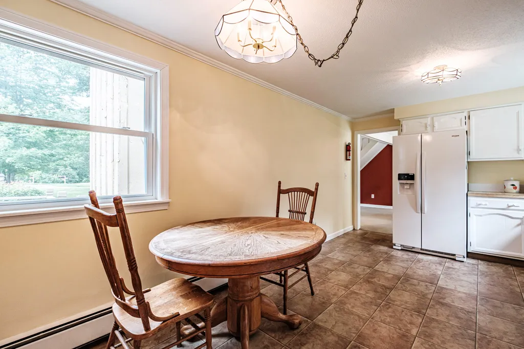 13 Hawthorn Circle Scarborough ME 04074