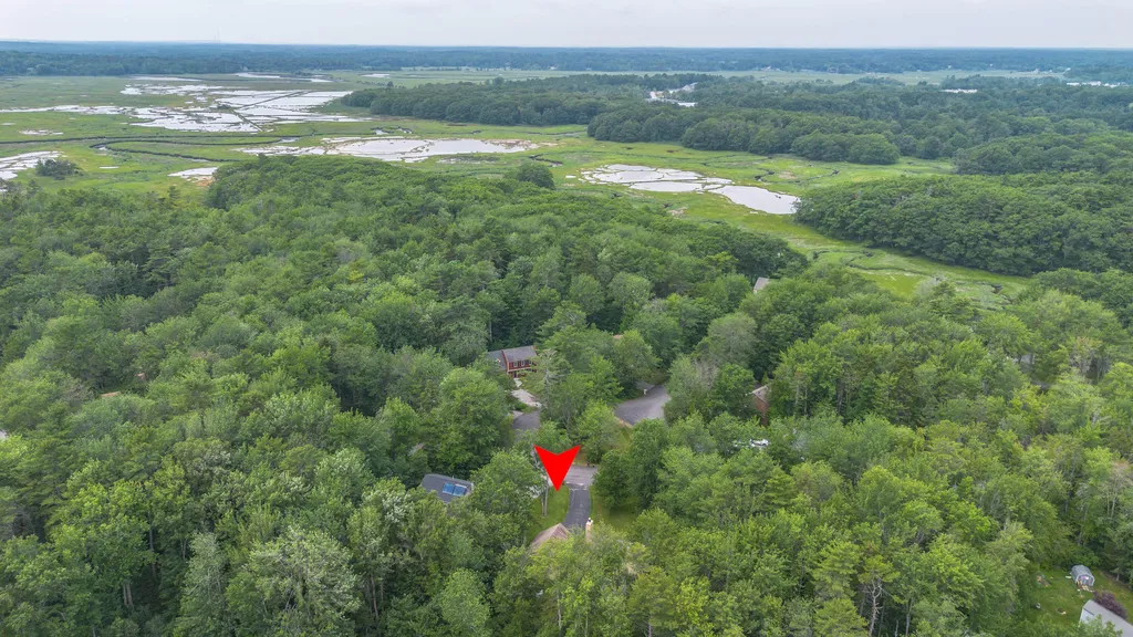13 Hawthorn Circle Scarborough ME 04074
