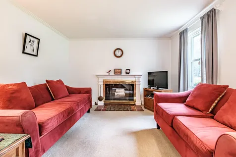 13 Hawthorn Circle Scarborough ME 04074