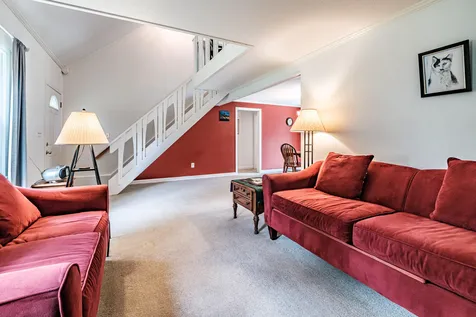 13 Hawthorn Circle Scarborough ME 04074