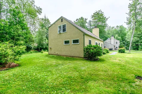 13 Hawthorn Circle Scarborough ME 04074
