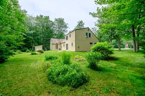 13 Hawthorn Circle Scarborough ME 04074